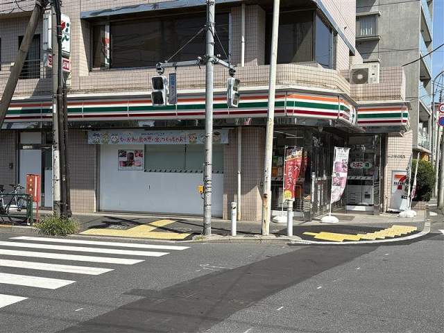 セブンイレブン中野江古田1丁目店 180m 写真撮影日：2026-07-25