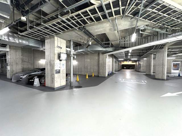 駐車場(共用設備)  写真撮影日：2026-08-08