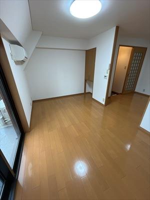 バルコニー面の室内?