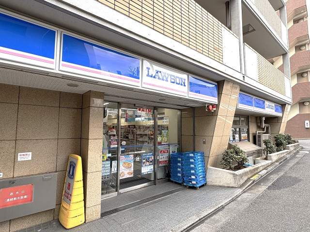 ローソン落合南長崎駅前店 160m 写真撮影日：2026-04-30