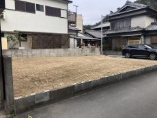 現地