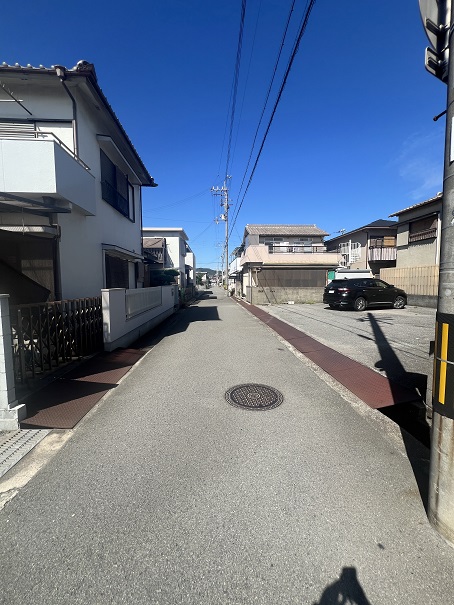 前面道路 写真撮影日：9/19/25, 12:00 AM