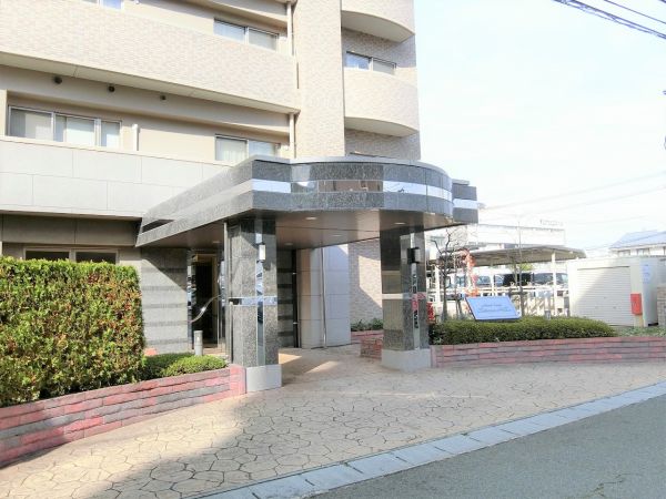 エントランス  写真撮影日：2024-11-16