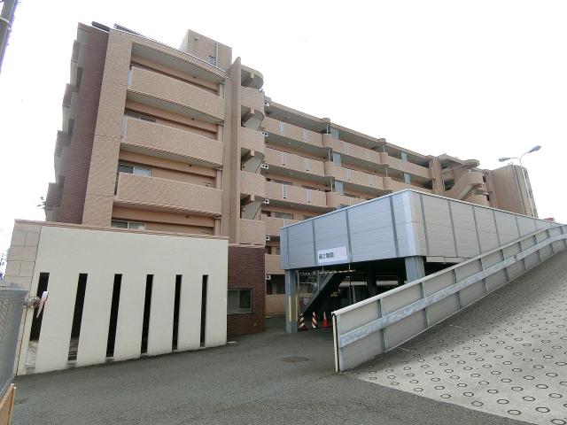 現地外観写真  写真撮影日：2025-12-20