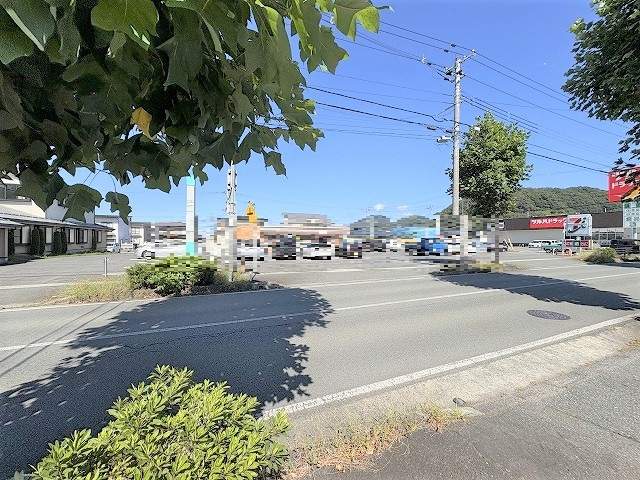 セブンイレブン山形鈴川3丁目店 140m 写真撮影日：2026-10-01