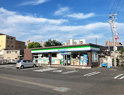 ファミリーマート 刈谷広小路四丁目店