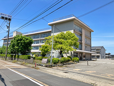 金沢市立鞍月小学校