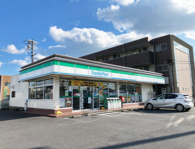 ファミリーマート末広町店