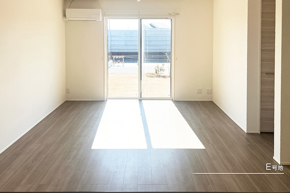 セキュレア初生町IV