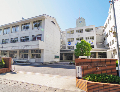井口台中学校