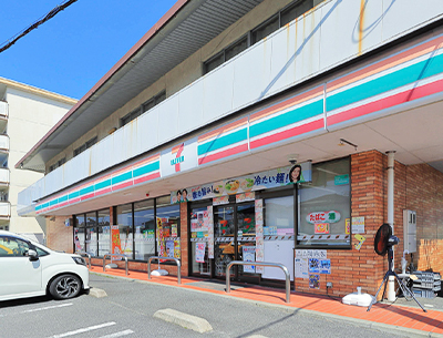 セブンイレブン温品5丁目店