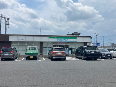 ファミリーマート流山インター南店