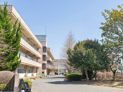 高山中学校