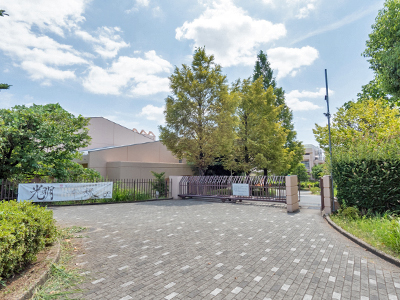 横浜市立中川西中学校