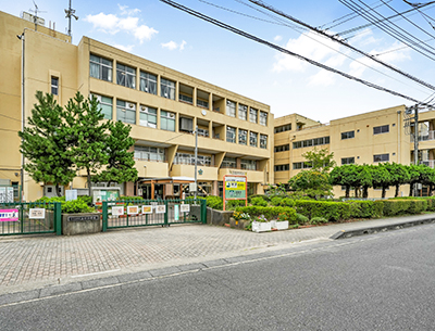 さいたま市立上小小学校