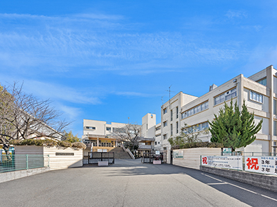 越谷市立富士中学校