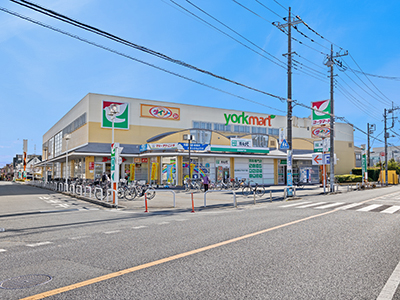 ヨークフーズ越谷赤山店