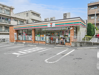 セブンイレブン南浦和1丁⽬店