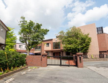 由井さゆり学園