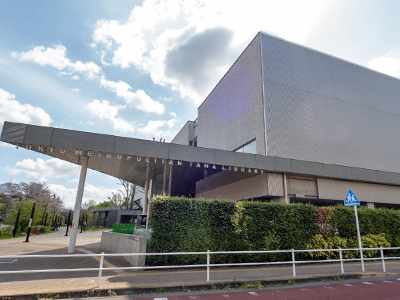 都立多摩図書館