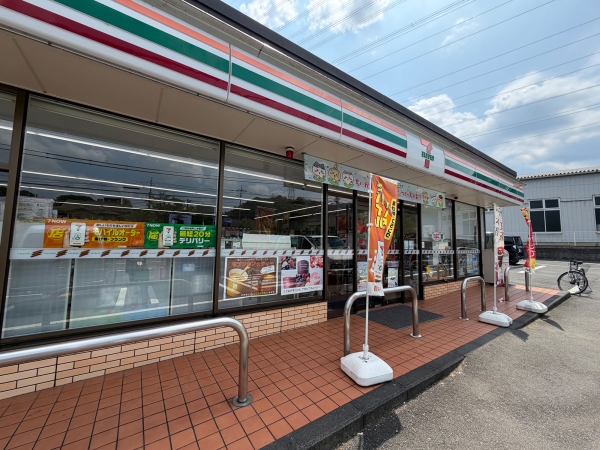 セブンイレブン 八王子東中野店