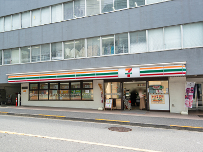 セブンイレブン市谷砂土原町店