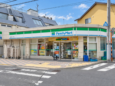 ファミリーマート田園調布2丁目店