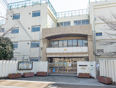 区立駒留中学校