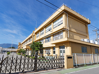 甲斐市立玉幡小学校