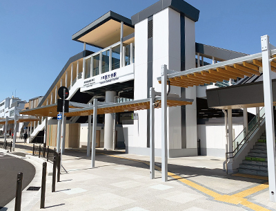 近鉄奈良線・京都線・橿原線「大和西大寺」駅