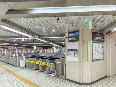 北大阪急行南北線「千里中央」駅