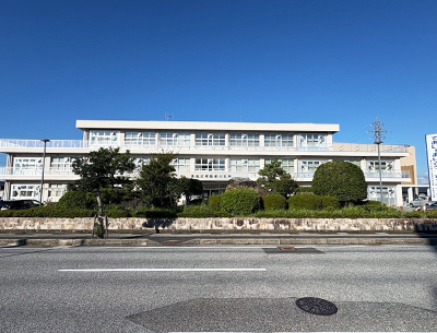 東近江市役所　能登川支所