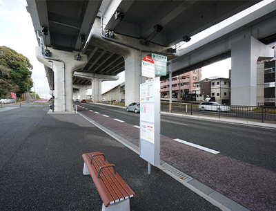 西鉄バス「片江営業所」バス停