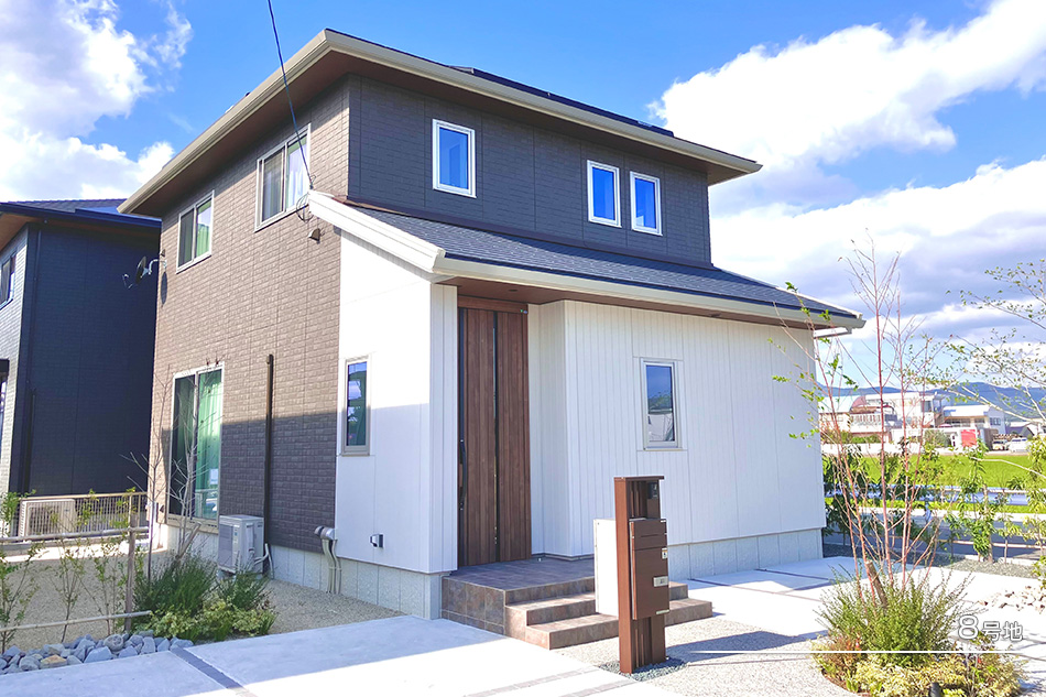 シンフォニーヒル白藤　(分譲住宅)