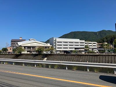 長与町立長与小学校