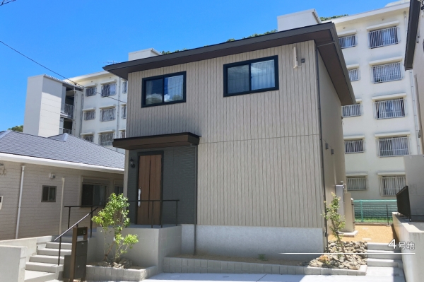 ユーエムタウン深堀町(分譲住宅)