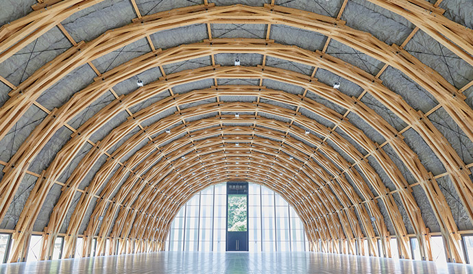 奈良高校体育館(移動式仮設体育館)|木造・木質化の建築事例 奈良高校体育館(移動式仮設体育館)|木造・木質化の建築事例