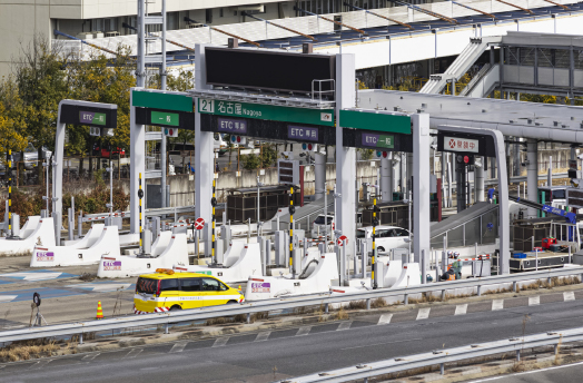 東名高速道路