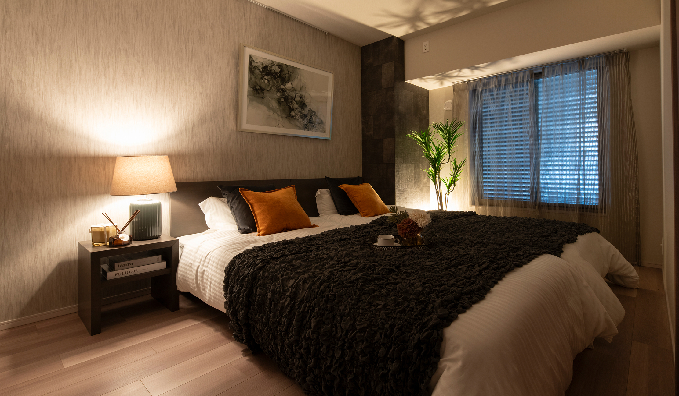 BEDROOM 1 洋室（1）