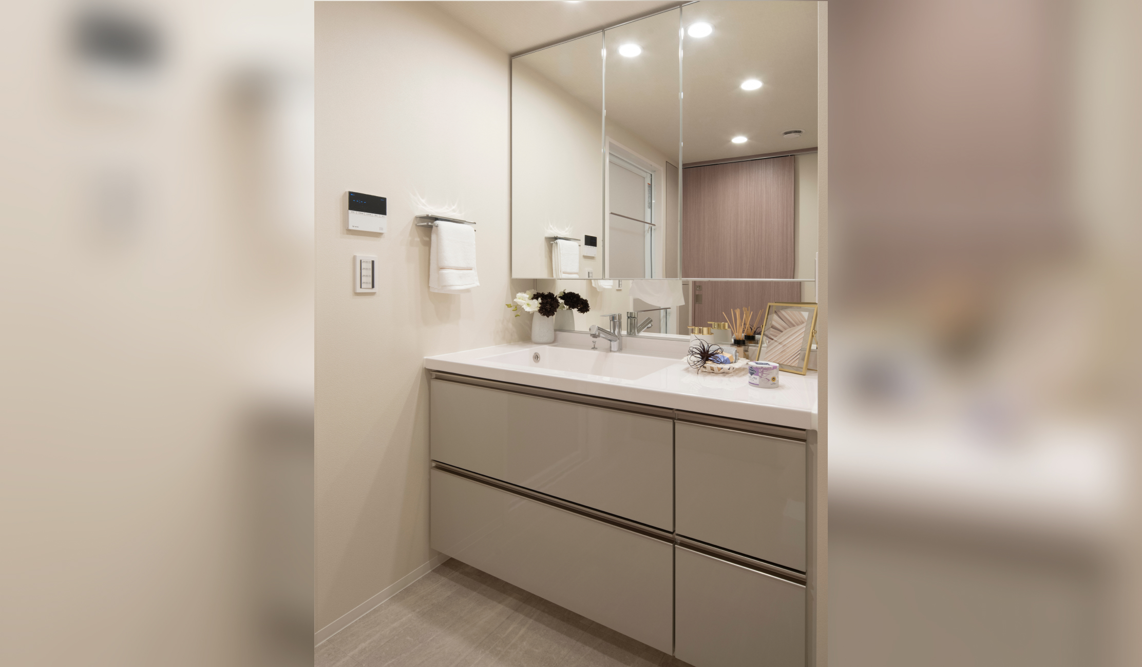 POWDER ROOM パウダールーム