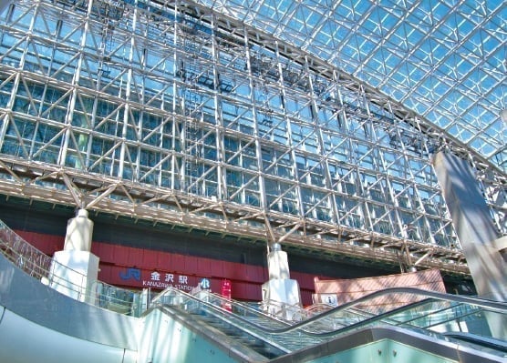 JR「金沢」駅（約1,890m）