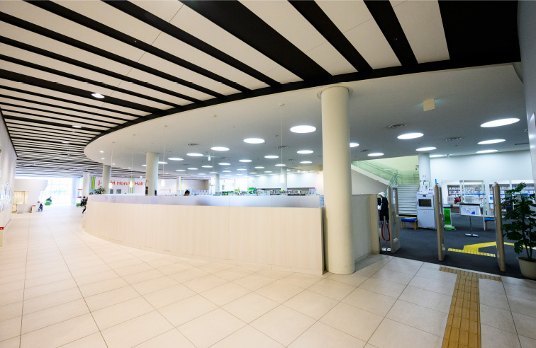 大分市民図書館（徒歩5分・約370m）