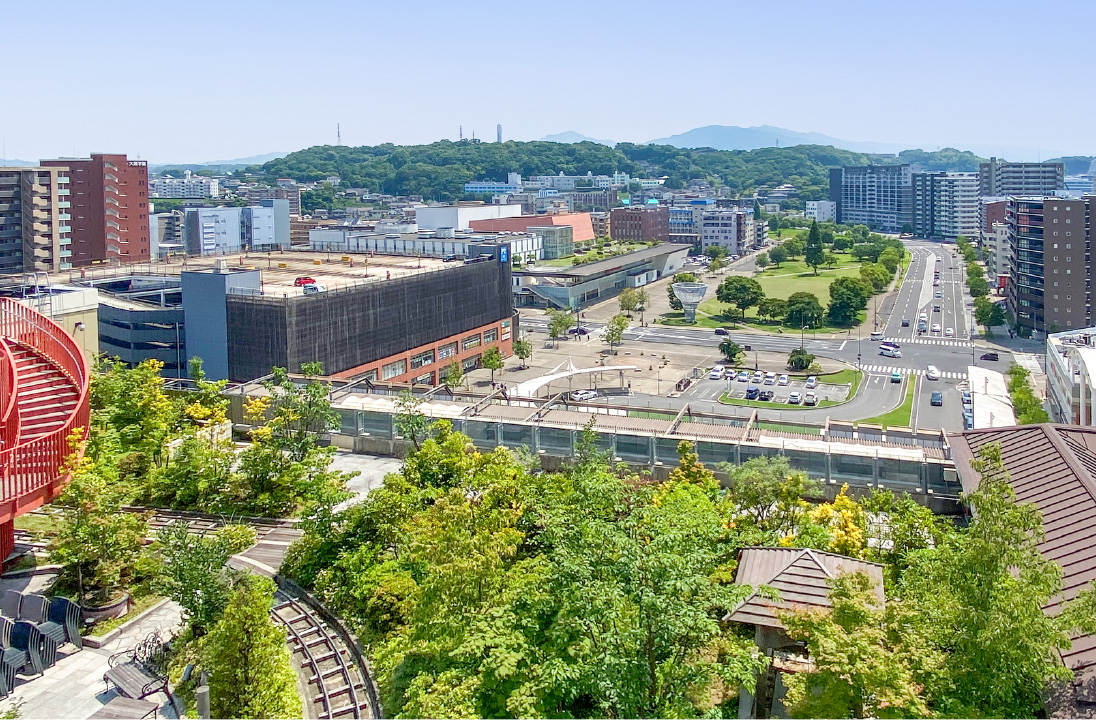 JRおおいたシティ（徒歩1分・約80m／シティ屋上ひろば）