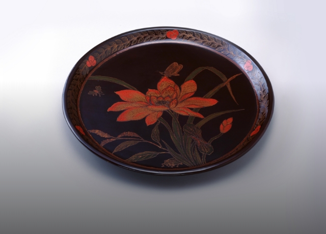 人間国宝　山下義人作　屋島神社古材　木地　呂塗　蕪蒔絵　香合　共箱　V　8927 人間国宝 山下義人作 屋島神社古材 木地 呂塗 蕪蒔絵 香合 共箱