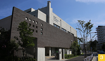 充実したスポーツ施設を備える「ひばりが丘児童センター」